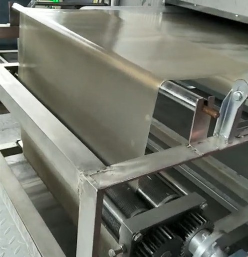 紅薯粉條加工技術六-切絲成型