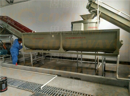 生產紅薯淀粉，選擇怎樣的紅薯清洗上料機？