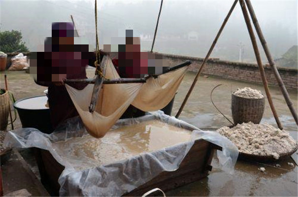 傳統(tǒng)紅薯淀粉酸堿過(guò)濾法 傳統(tǒng)紅薯淀粉酸堿過(guò)濾法